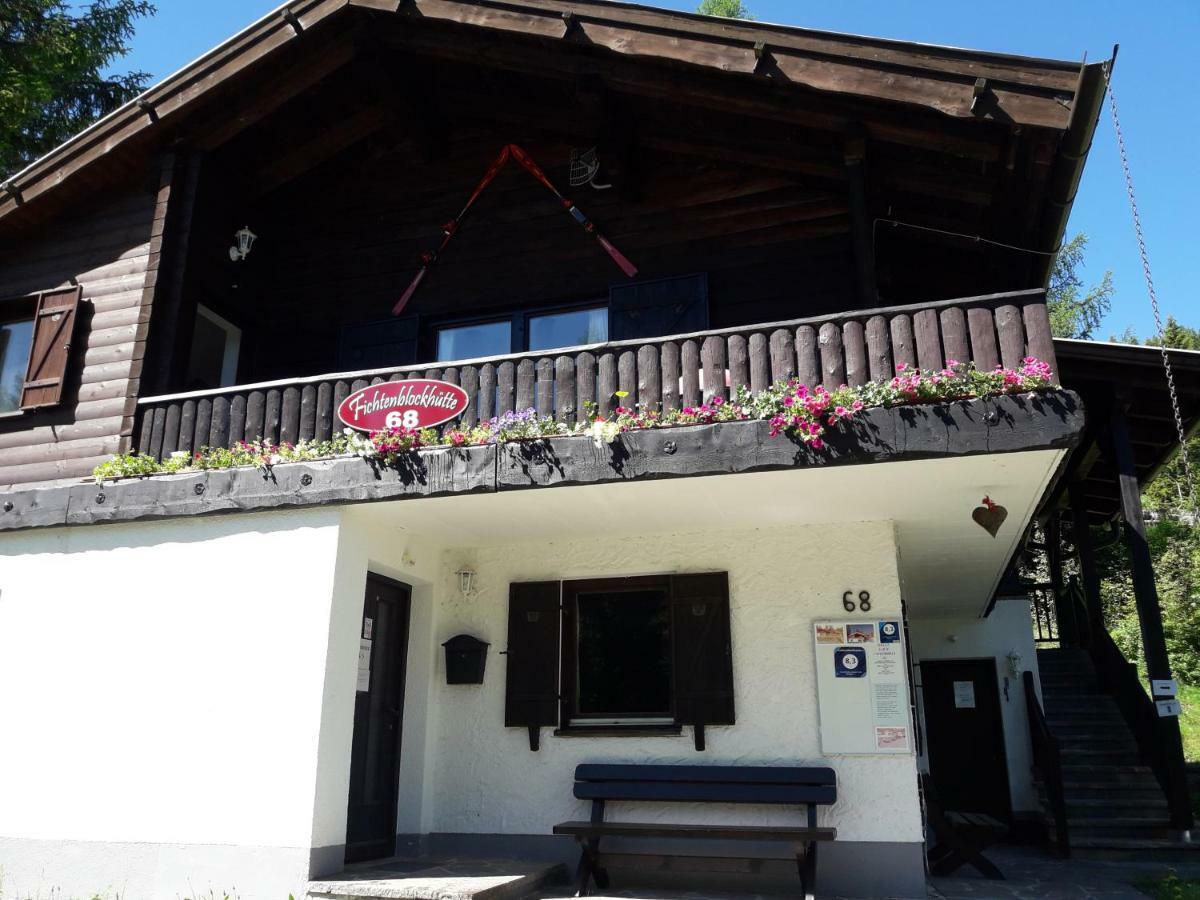 Fichtenblockhütte Sonnenalpe Nassfeld Exterior foto